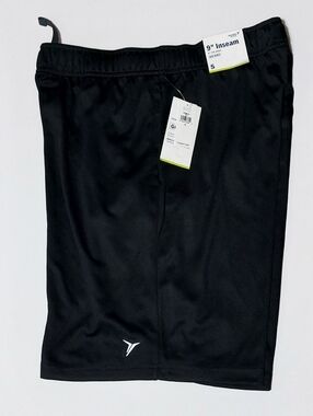 NWT Old Navy Mens Go Dry Mesh Shorts